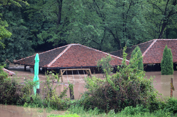 Ванредна ситуација УКУПНО У 12 општина (ФОТО/ВИДЕО)